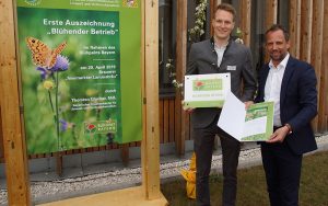 Neumarkter Lammsbräu als erster "Blühender Betrieb" ausgezeichnet