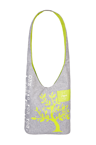 Im neuen Gewand: Wie aus alten PET-Flaschen Jacken, Taschen oder Obstbeutel entstehen