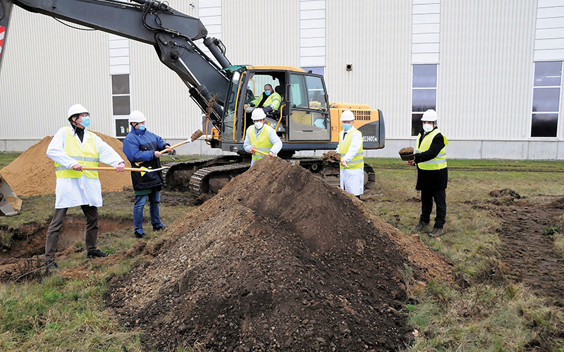 Refresco investiert in den Standort Calvörde: Erster Spatenstich für das neue Hochregallager