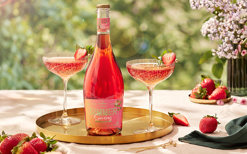 Moderner Lieblingsdrink mit Retro-Vibes: Summer Swing von KATLENBURGER is calling!