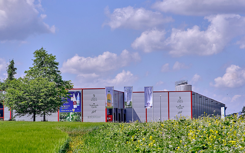 Sommerbilanz: Aqua Römer Quelle und Naturpark Quelle wachsen deutlich