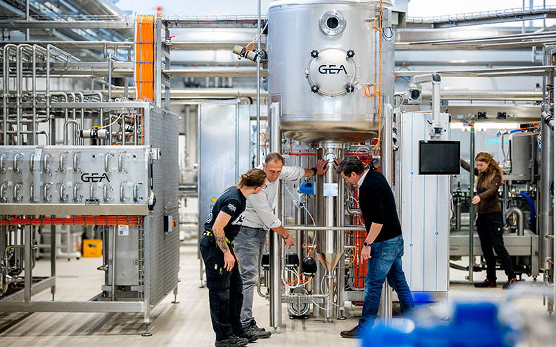 Pilotprozesstechnik für Getränkelehre: GEA liefert skalierbare Anlage an Hochschule Geisenheim
