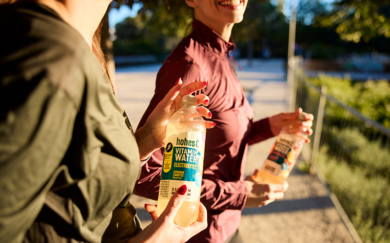 hohes C erweitert Vitamin Water-Sortiment um zwei Varianten mit Elektrolyten